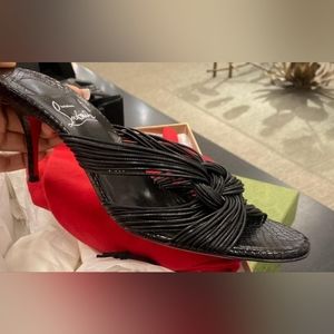 Christian Louboutin NWT Black Size 9.5